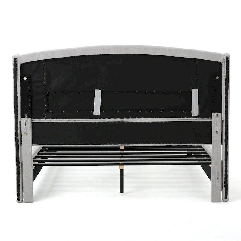 Lit plateforme moderne King Size tapissé avec tête de lit capitonnée
