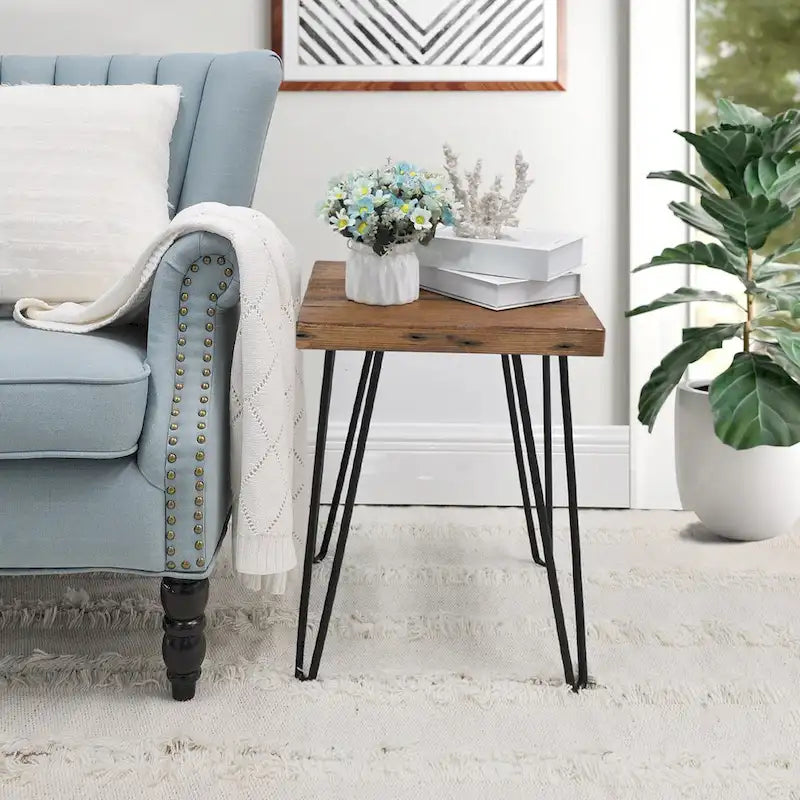 Table d'appoint en bois avec pieds épingles en fer