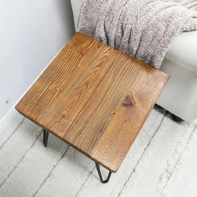Table d'appoint en bois avec pieds épingles en fer