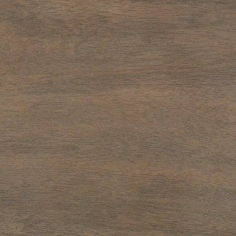 Table de chevet en bois à 3 tiroirs avec détails sculptés et poignées en laiton